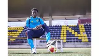 Ebrima Tunkara recuerda el primer día que probó con el Barça: "No me salió muy bien"