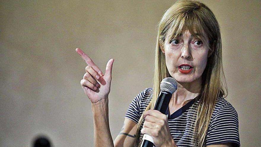 Amparo Llanos: &quot;La clave para componer es tener una conexión directa con mi yo joven&quot;