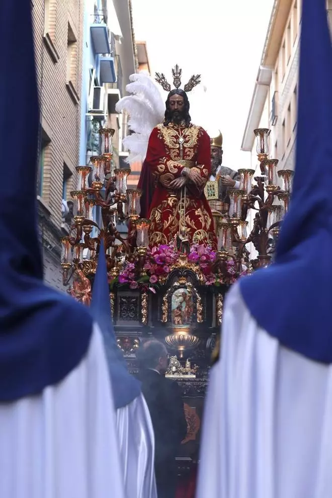 En imágenes | Estación de Penitencia de la Humildad en Zaragoza