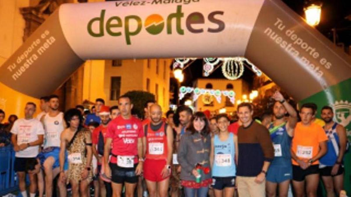 Salida de la San Silvestre veleña de 2017.