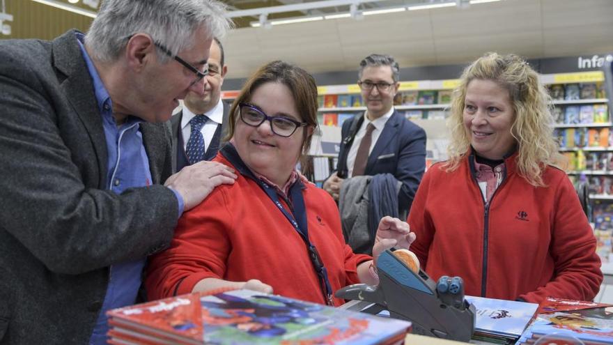 Jornada de sensibilización en Carrefour con personas con Síndrome de Down