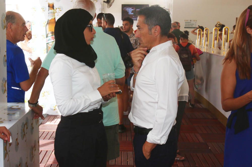 Martín Aguilar, Caminero, Rafael Gil, Basti y Hamyan Al Thani, entre otros, visitan la feria de día en una cita ya tradicional en los días festivos de la ciudad