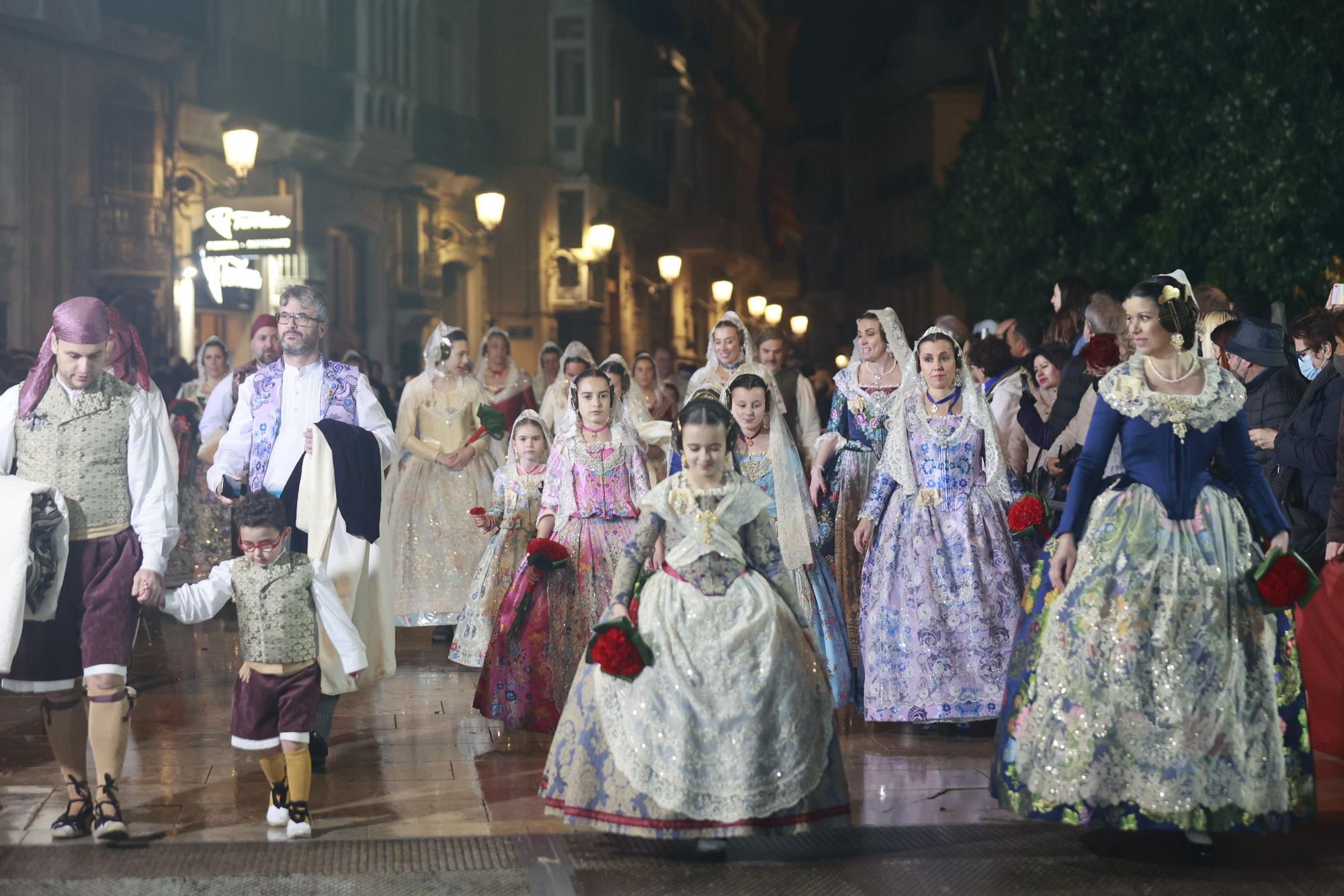 Búscate en la Ofrenda por la calle Quart (entre 22.00 y 23.00 horas)