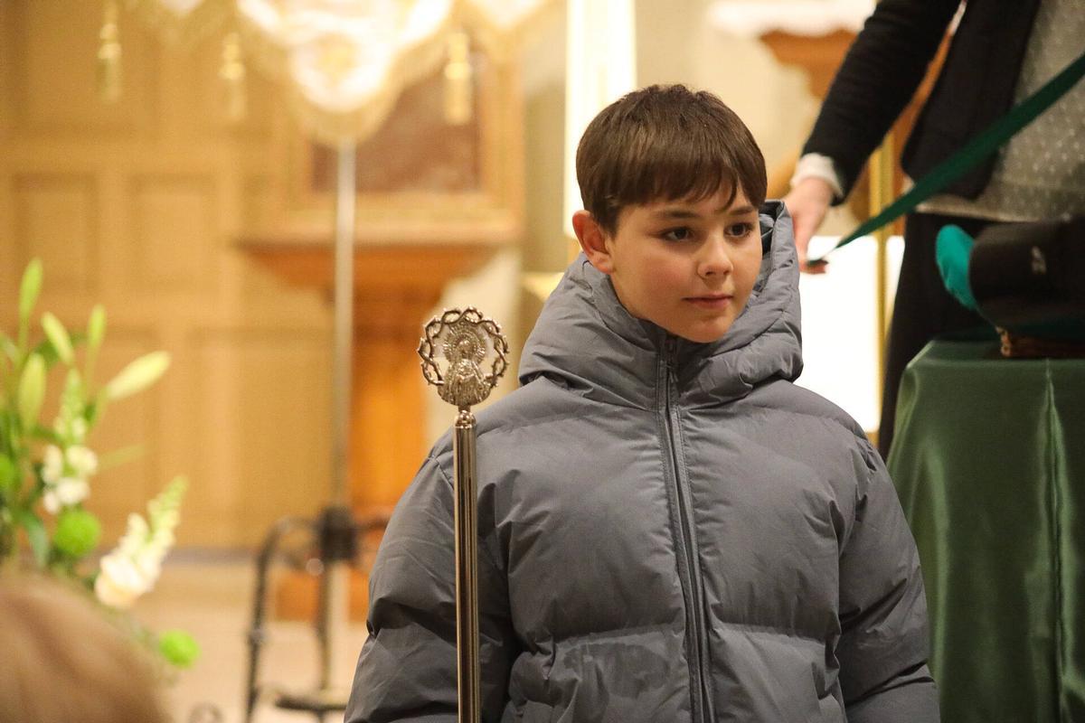 GALERÍA | Imposición de medallas y varas a los nuevos cofrades de la Cofradía de la Virgen de la Esperanza GALERÍA | Imposición de medallas y varas a los nuevos cofrades de la Cofradía de la Virgen de la Esperanza