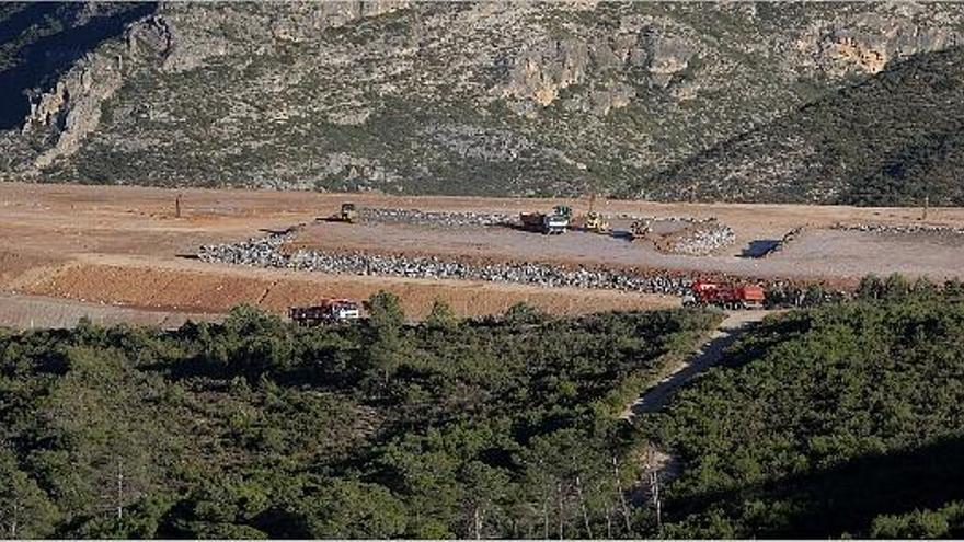 Obras de ampliación del vertedero de Dos Aguas.