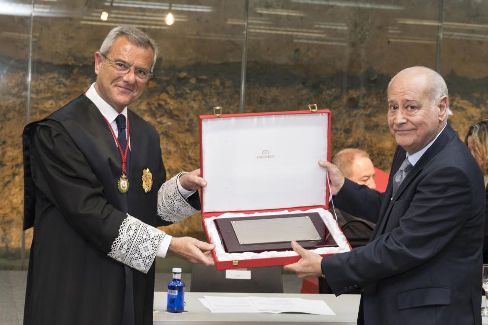 Bodas de oro y diamante de colegiados del ICAV