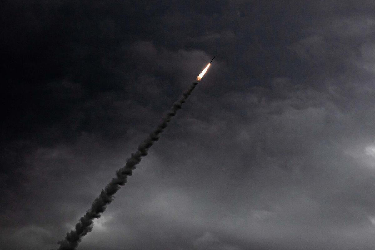 2 de abril de 2026. Un misil estadounidense es disparado contra Irán como parte de la operación Epic Fury