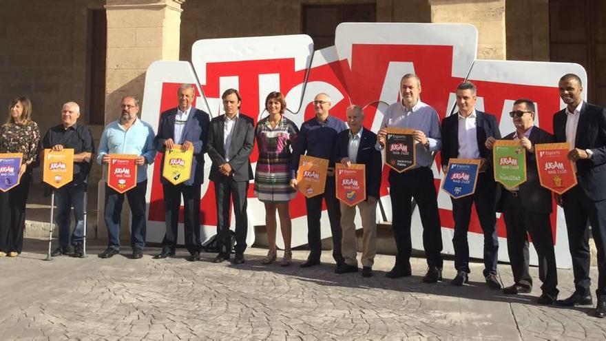 Los clubes renuevan su colaboración con el Consell