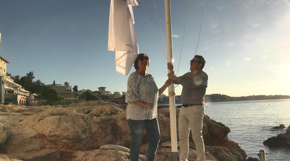 Català y Amengual, durante su visita al núcleo.