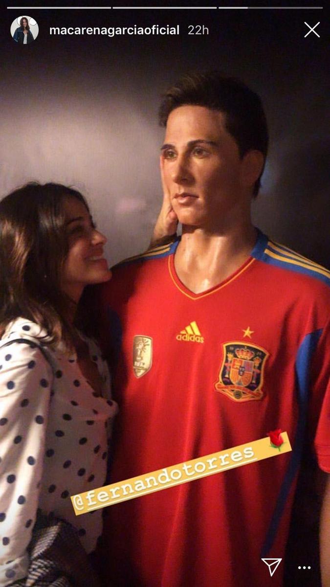 Macarena García con Fernando Torres de cera