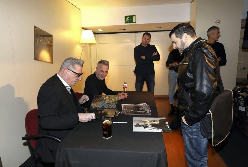 Firma de disco de Loquillo y Laurent Castagnet en Fnac