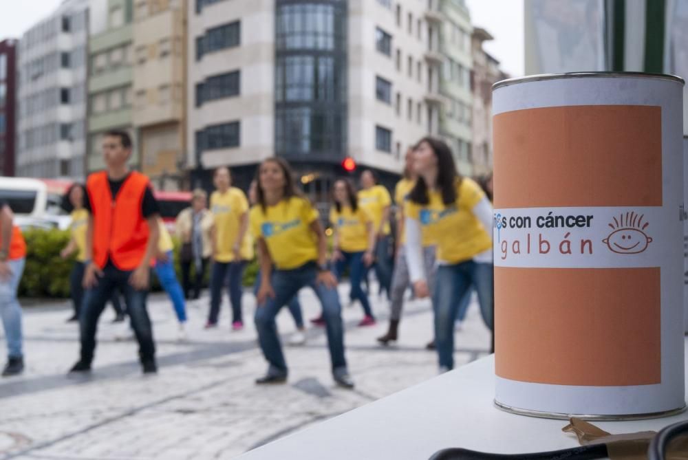 Flashmob para apoyar a la Asociación Galbán