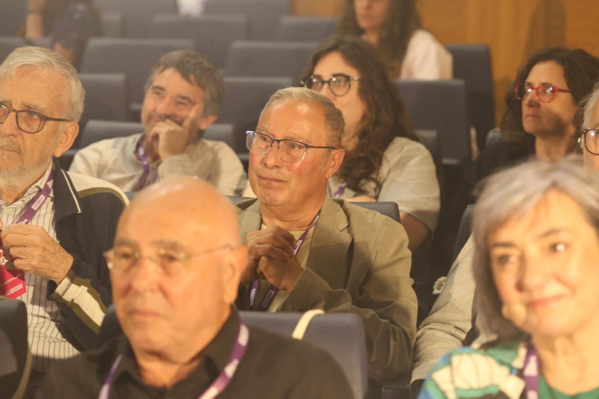 Joan Sifre y Paco Molina, exsecretarios generales de CC OO-PV, entre los asistentes.