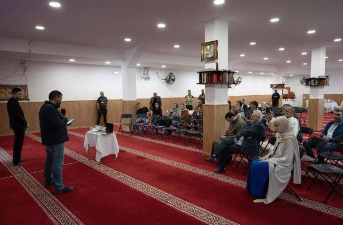 La Mesquita Al Imam Warsh va acollir dissabte passat una jornada de portes obertes a la ciutat.