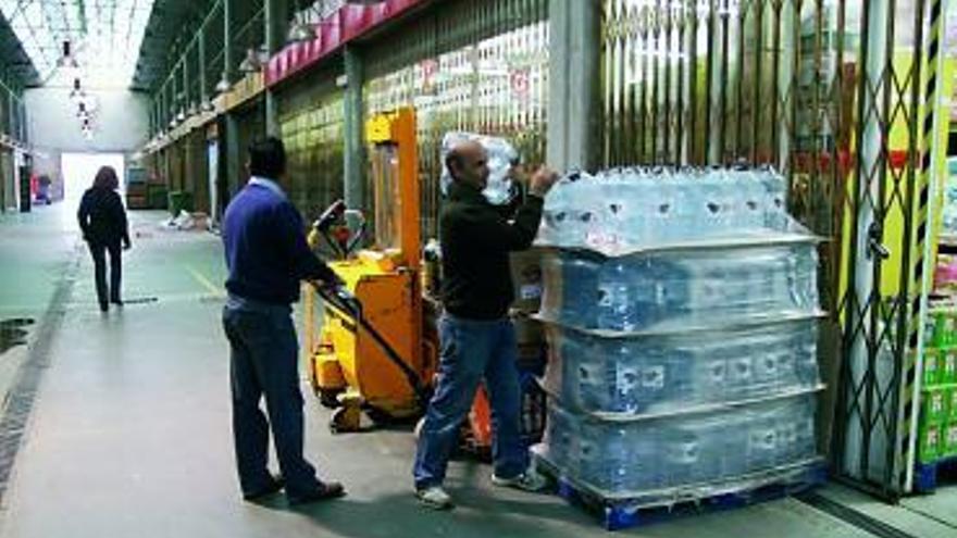 la-ocupaci-n-de-21-puestos-vac-os-activa-un-mercazamora-a-medio-gas