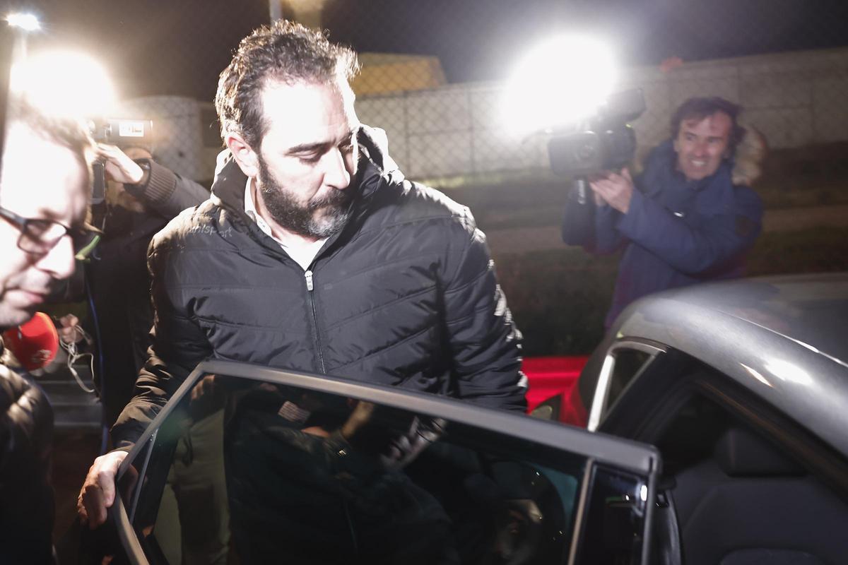 El juez del Supremo rechaza "en este momento" el volcado del móvil de Aldama