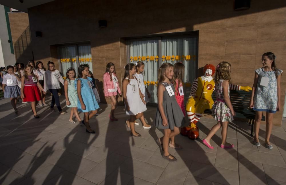 Visita de las candidatas infantiles a la Casa Ronald Mcdonald