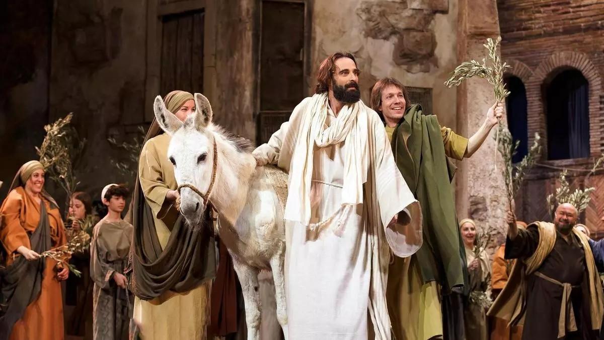 Una de las escenas de la 'Passió d'Olesa de Montserrat'