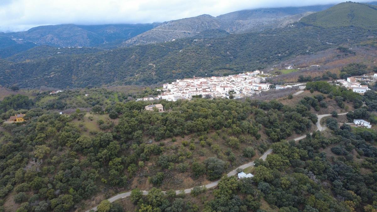 El camino rural que conecta Faraján y Jubrique