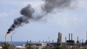 El brent baja a 73,74 dólares, el nivel más bajo desde el inicio de la guerra de Irán