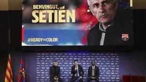 rozas51737900 quique setien  left  joins fc barcelona s president josep ma200114143529