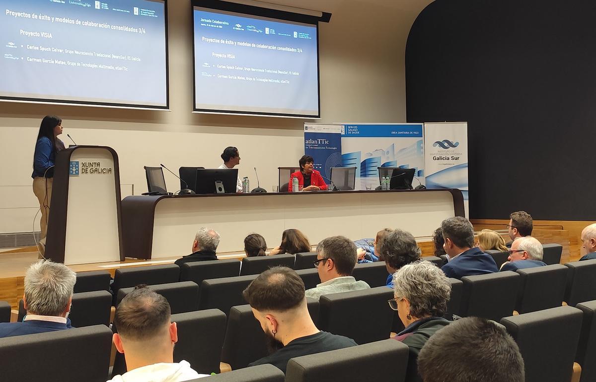 Presentación de Visia en el Cunqueiro, en el encuentro del Galicia Sur y atlanTTic