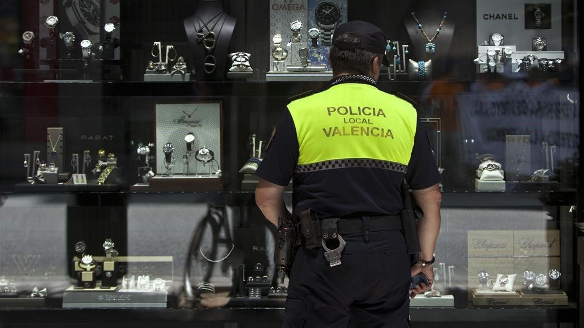 Efectivo de la Policía Local de València