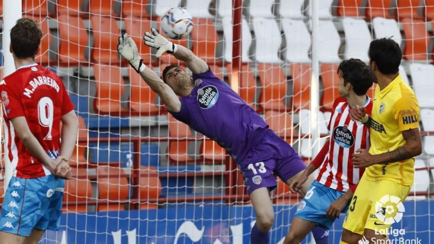 Las imágenes del CD Lugo - Málaga CF de LaLiga SmartBank