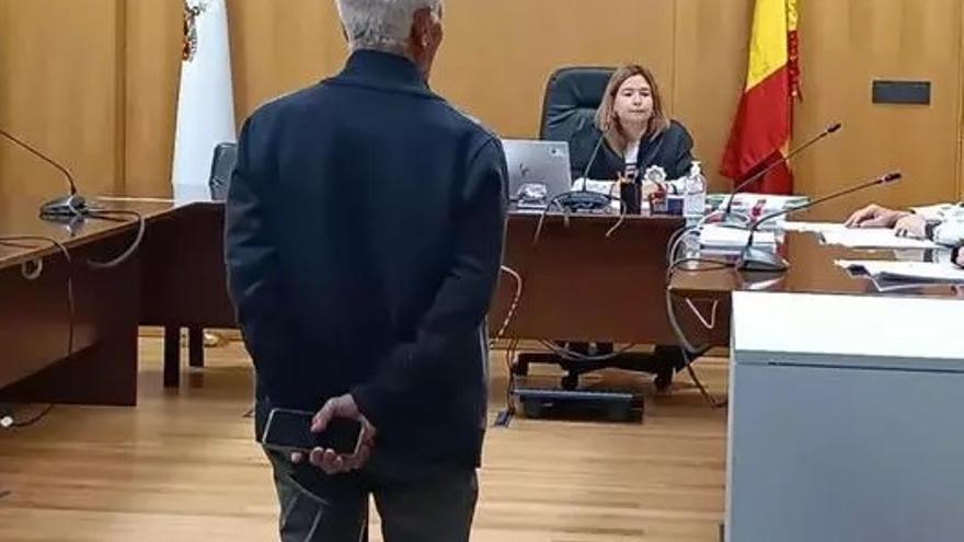 Absolución de un conductor octogenario, pero «censura ética» porque atropelló a un perro y no paró a auxiliarlo
