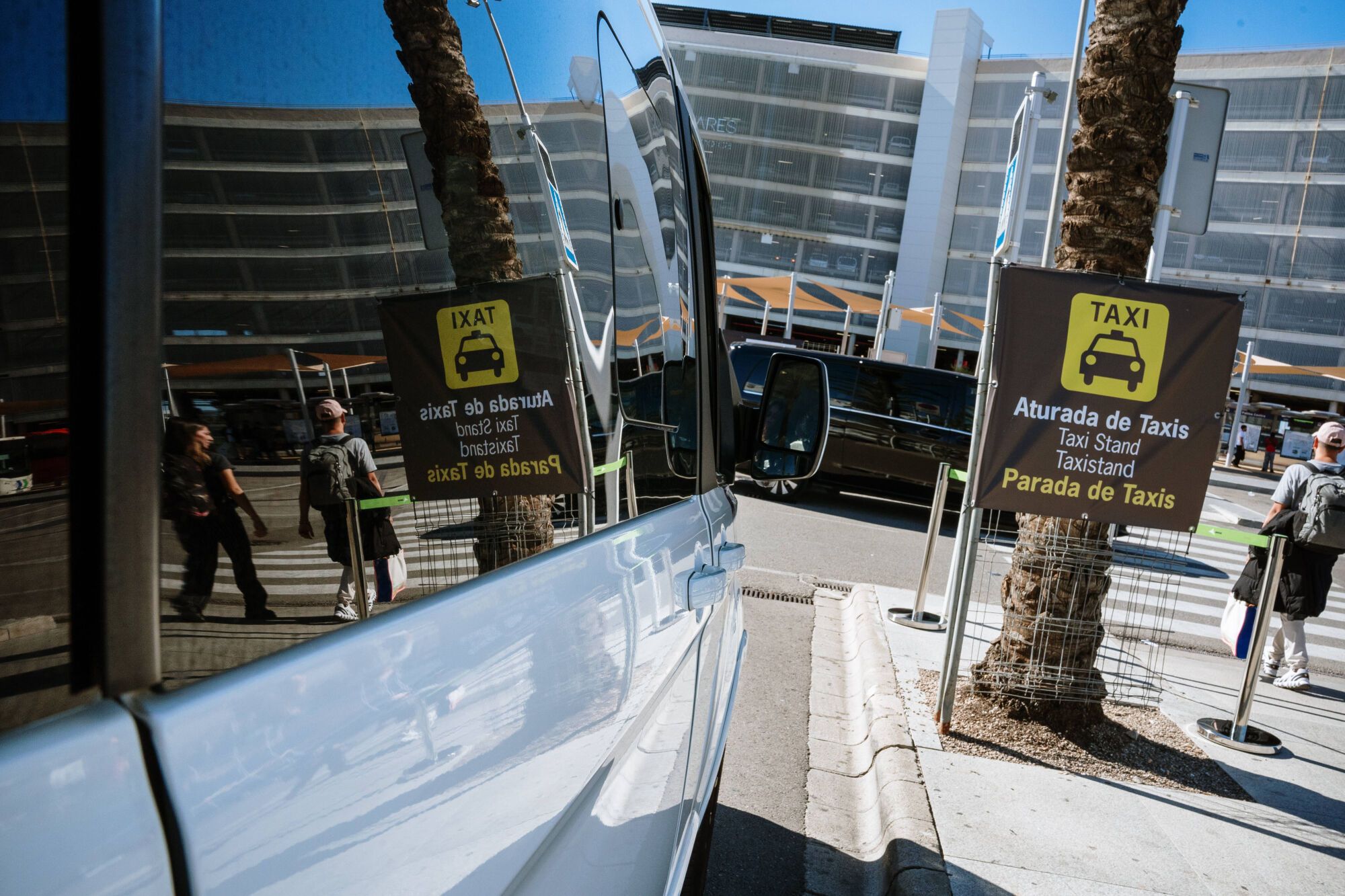Taxis aeropuerto de Palma Son Sant Joan - Nueva parada de taxis - Obras aeropuerto