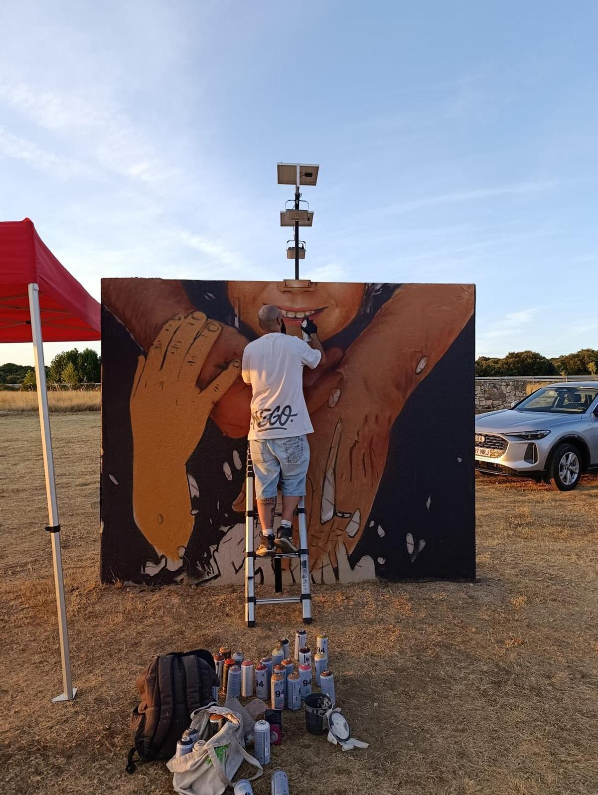 El pueblo de Aliste que convierte sus calles en un museo con 20 murales al aire libre El pueblo de Aliste que convierte sus calles en un museo con 20 murales al aire libre