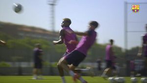 Lamine Yamal durante el entrenamiento