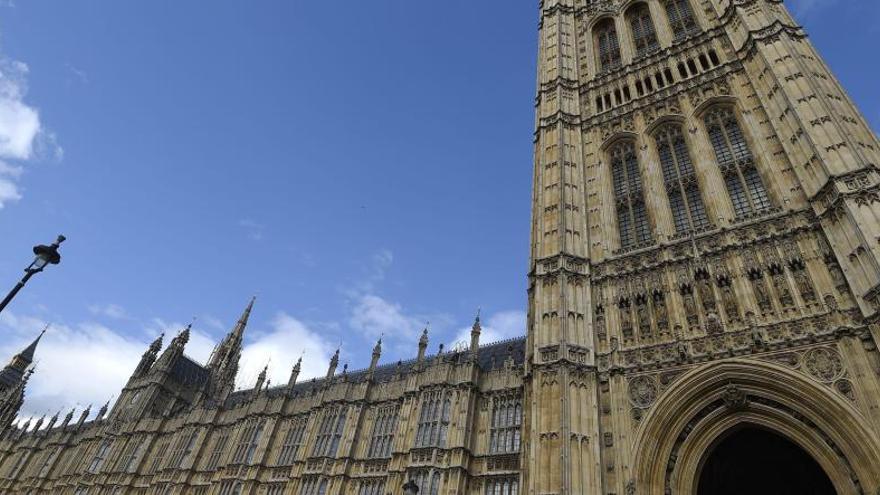 El Parlament britànic haurà de debatre la proposta.