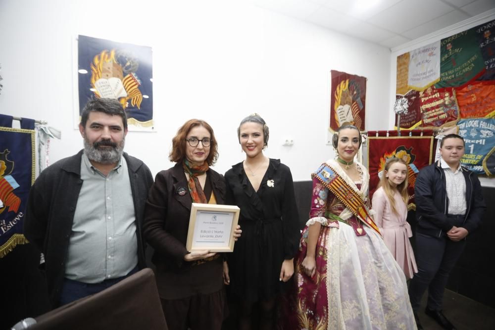 Premis Botafoc de la falla Cronista Vicent Beguer Esteve de Torrent en los que ha sido galardonada la edición de l'Horta de Levante EMV.