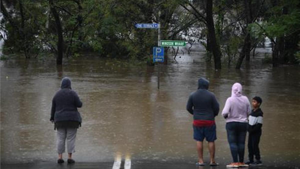 Australia evacúa a 18.000 personas por las peores inundaciones en décadas