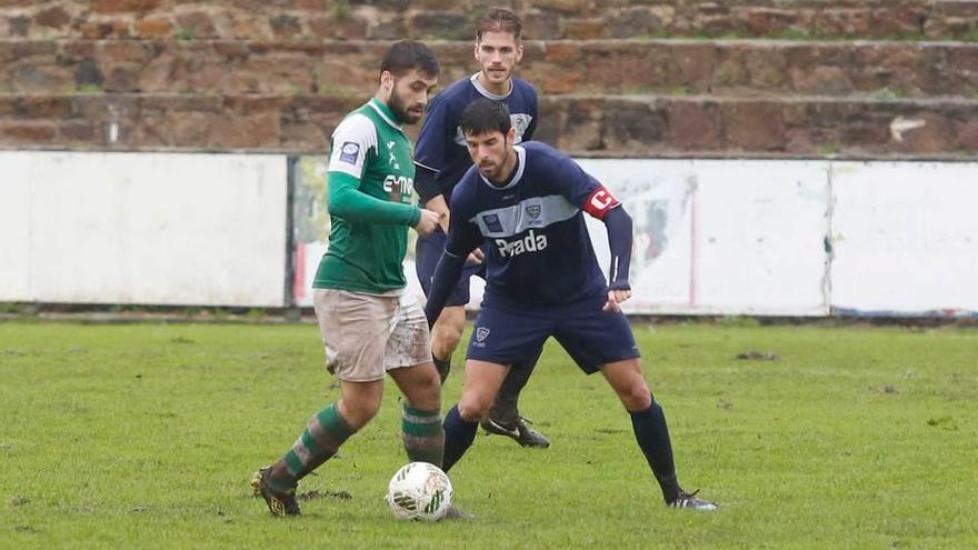 Pablo Hernández, en el partido contra el Llanes en Miramar.