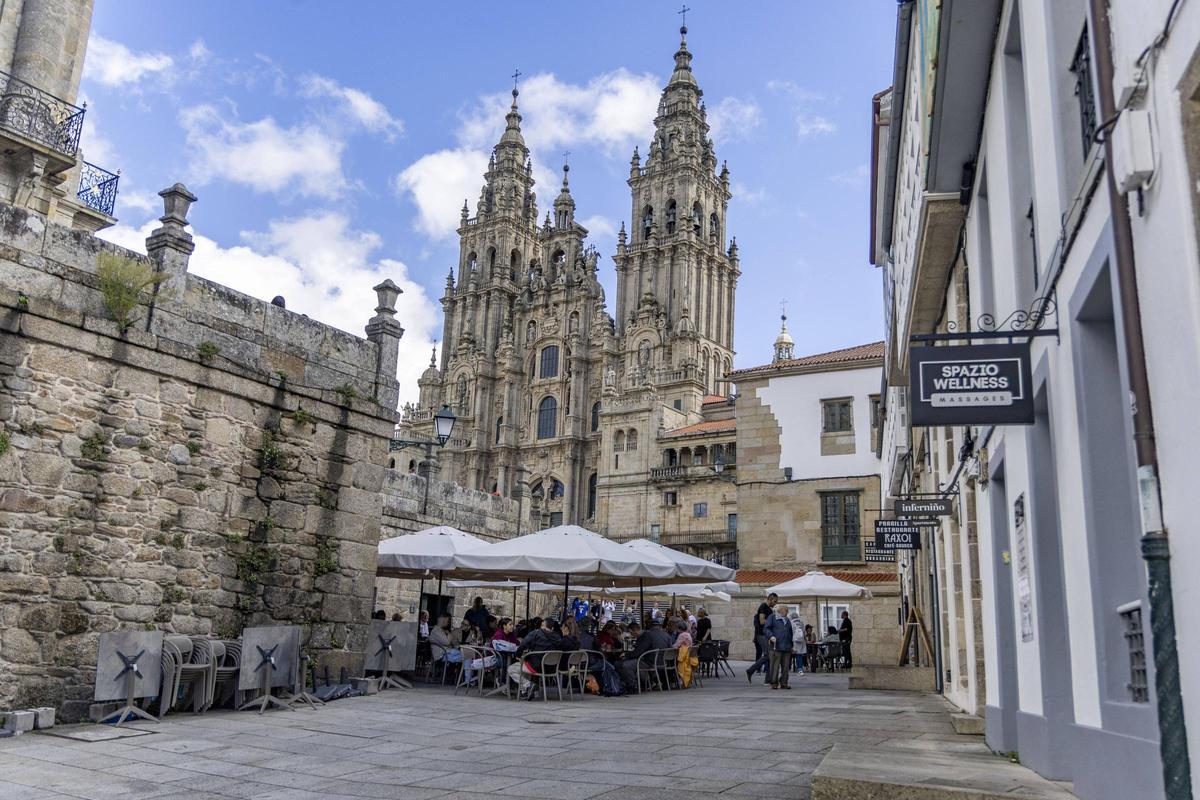 A partir del martes la influencia del anticiclón dejará en Galicia cielos poco nublados o despejados en general