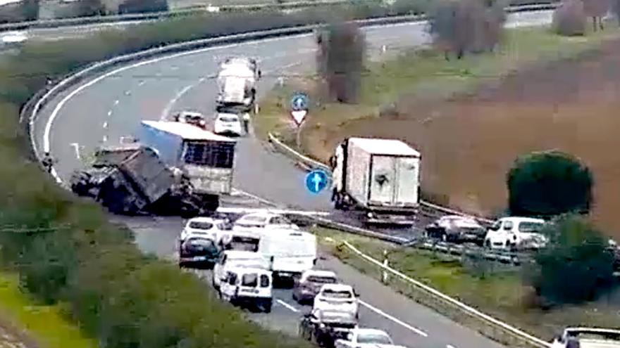 Andalucía lidera las muertes en carretera en 2025: Granada y Sevilla, las provincias con más siniestralidad