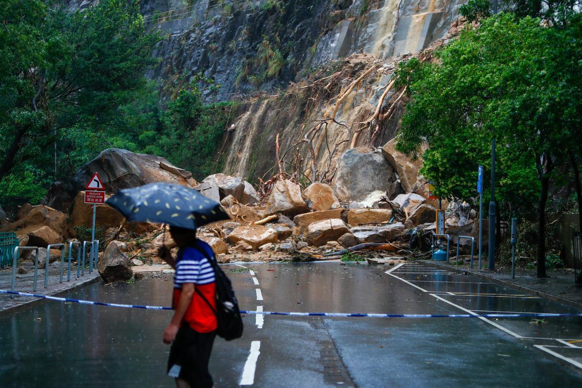 Hong Kong, gravemente inundado en el mayor temporal en 140 años