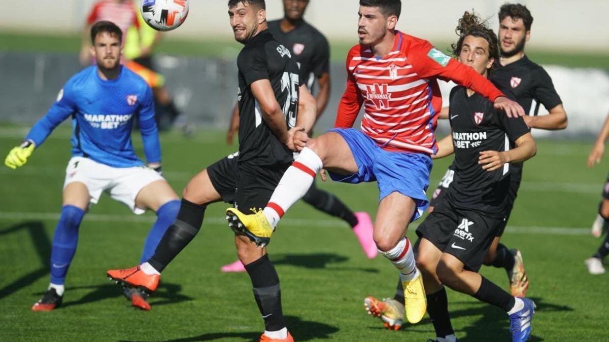 El Sevilla Atlético llega fuerte a El Arcángel