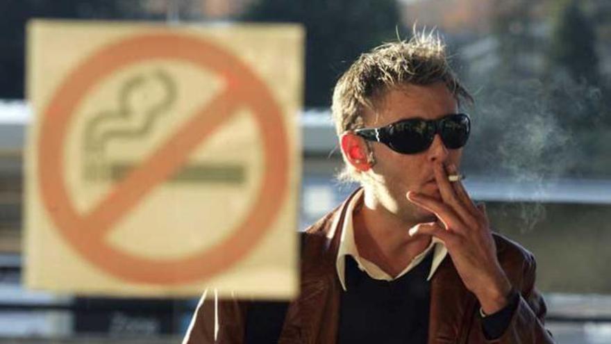 El número de fumadores ha aumentado pese a la ley antitabaco.