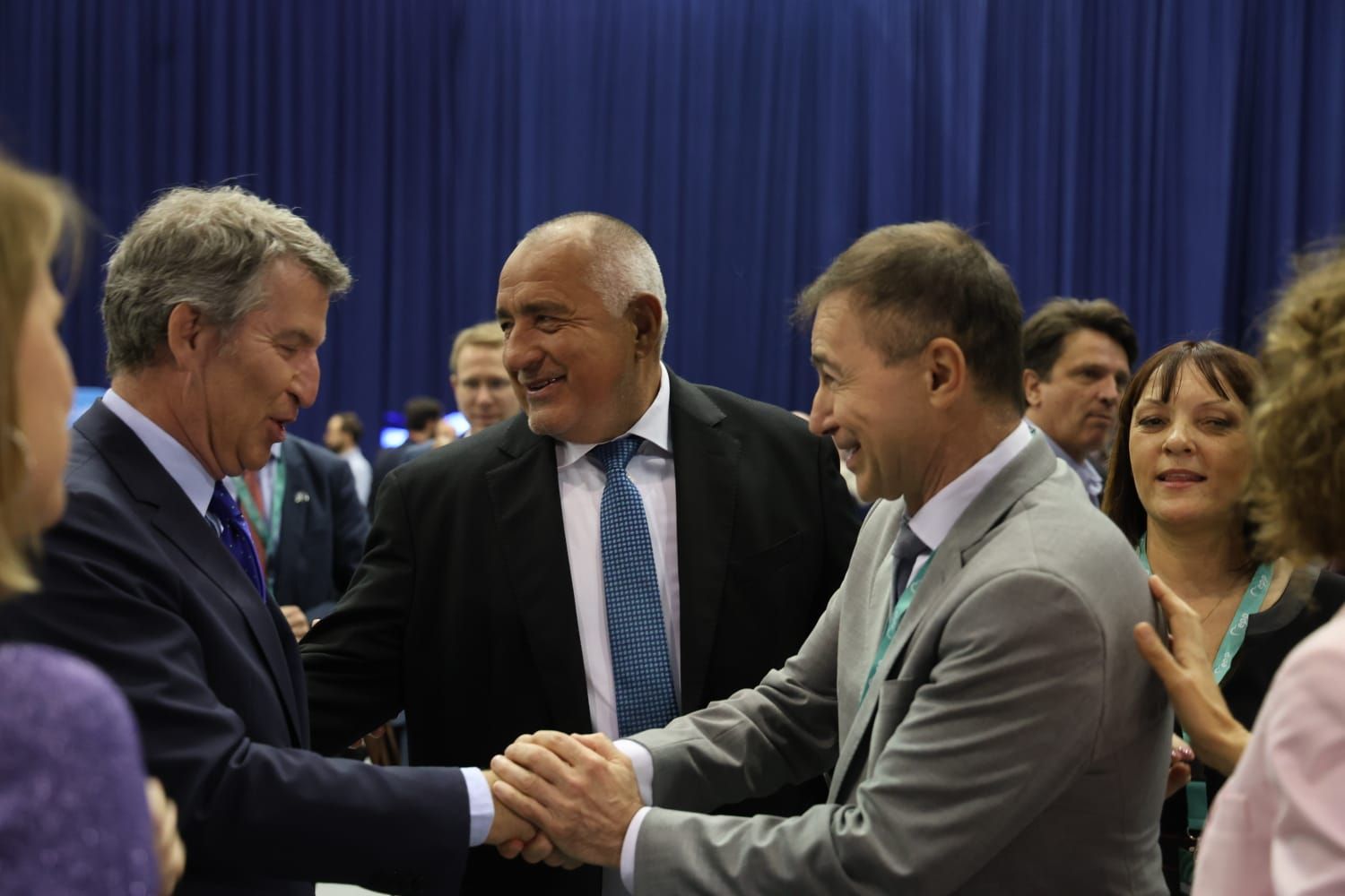 Todas las fotos de la segunda jornada del congreso del PP europeo en València