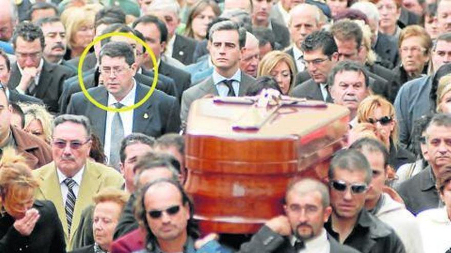 Entierro del alcalde de Polop, al que asistió el principal acusado, Juan Cano.