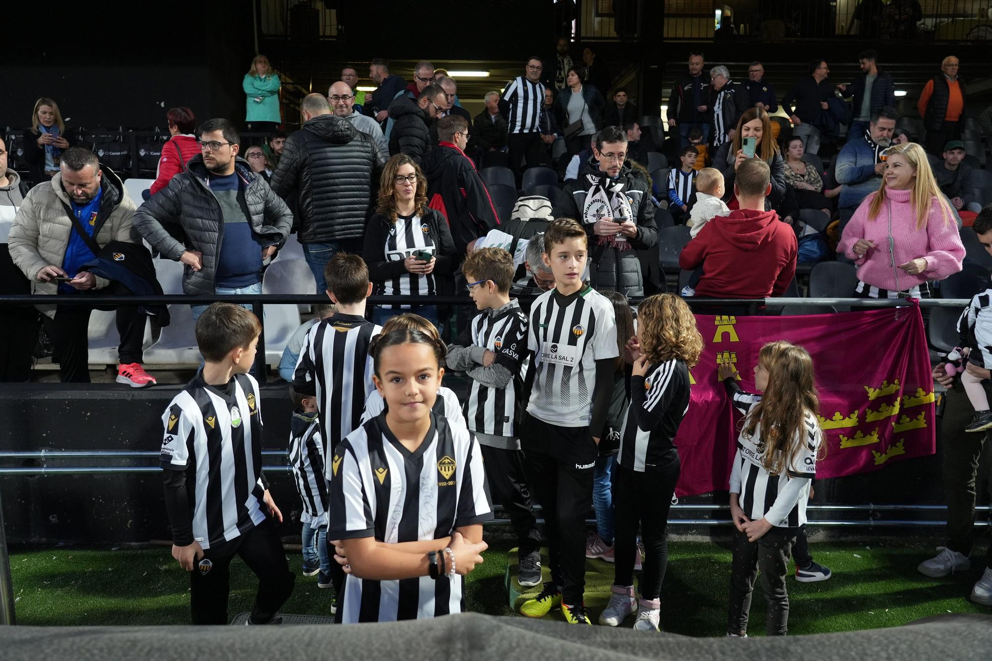 La afición del Castellón antes del partido