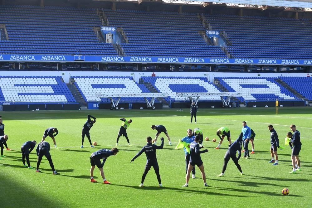 Los futbolistas completaron la última sesión previa al trascendental encuentro en Leganés.La principal novedad en la lista es Álex Bergantiños, que viaja debido a la lesión de Celso Borges.