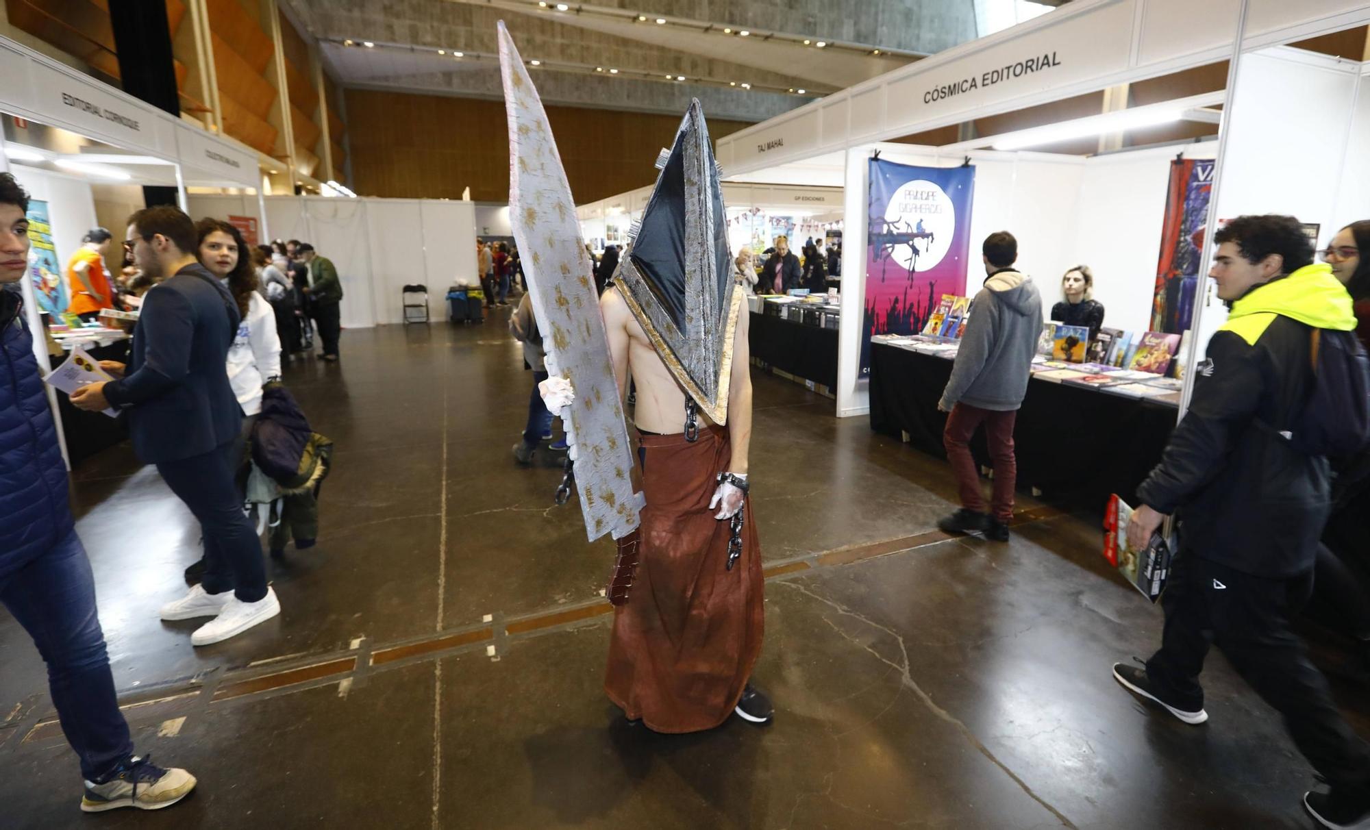 Gran ambiente en el Salón del Cómic de Zaragoza