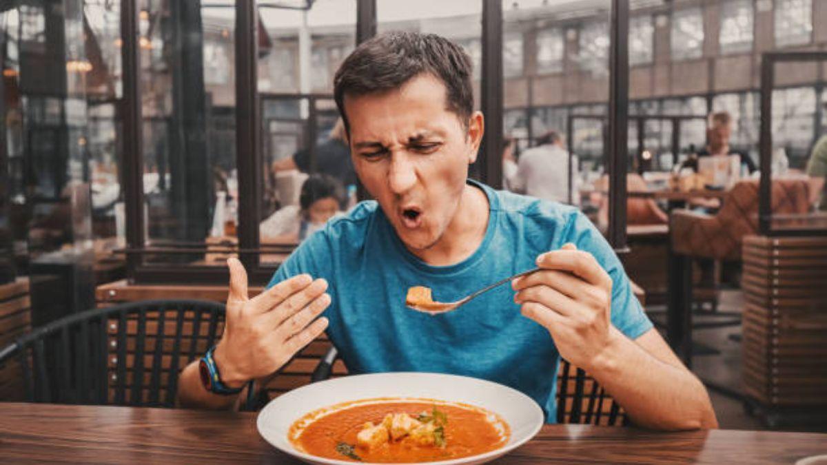 La comida picante puede provocar acidez estomacal.