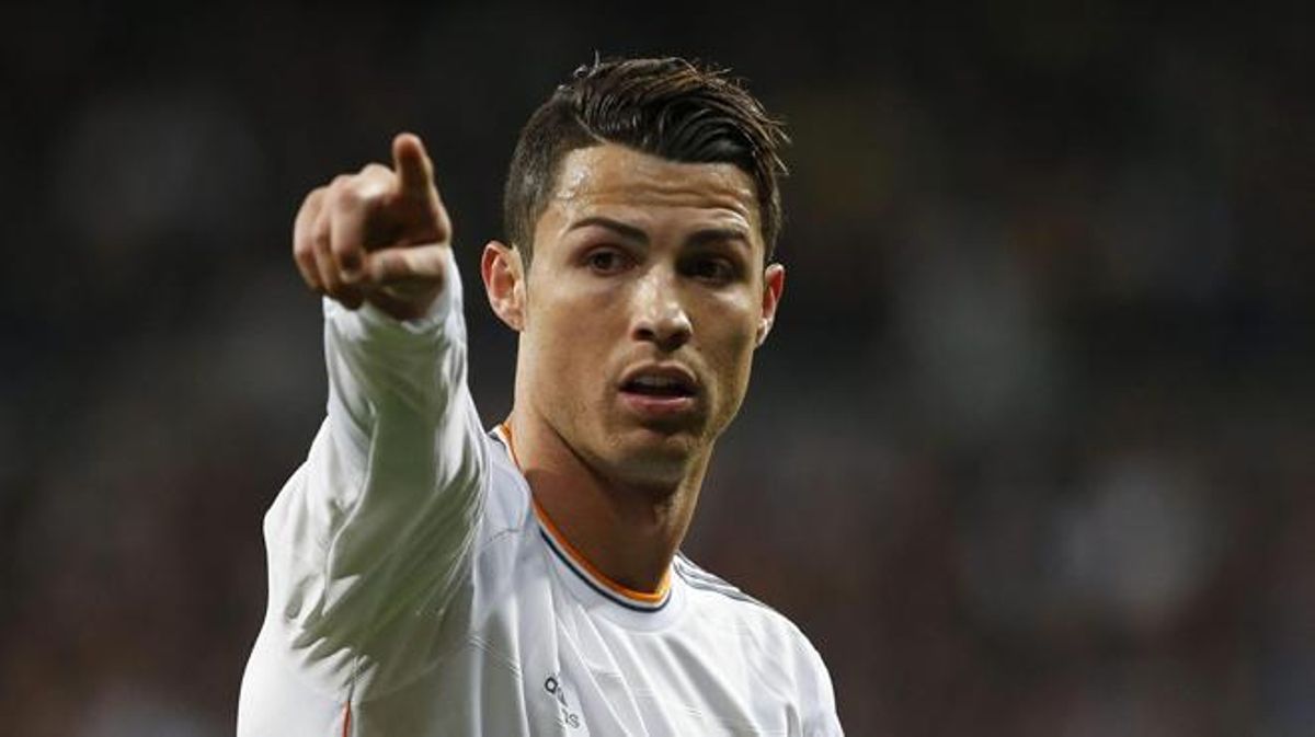 Indignació al Reial Madrid contra l’arbitratge. Cristiano: Hem jugat contra dotze, però guanyarem la Lliga contra tots.