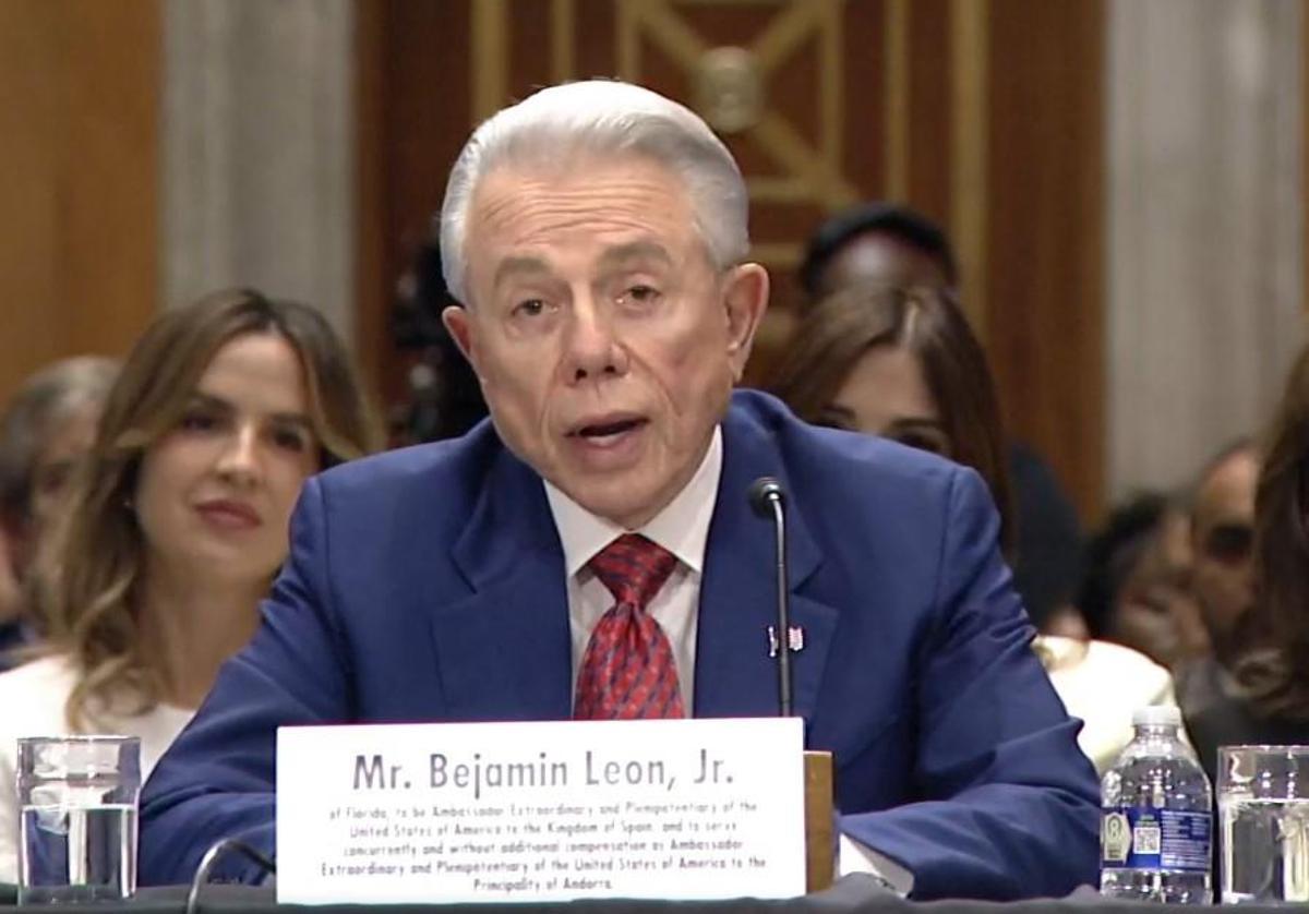 El empresario Benjamín León, en una comparecencia ante el Senado de EEUU como candidato a embajador de su país en España.