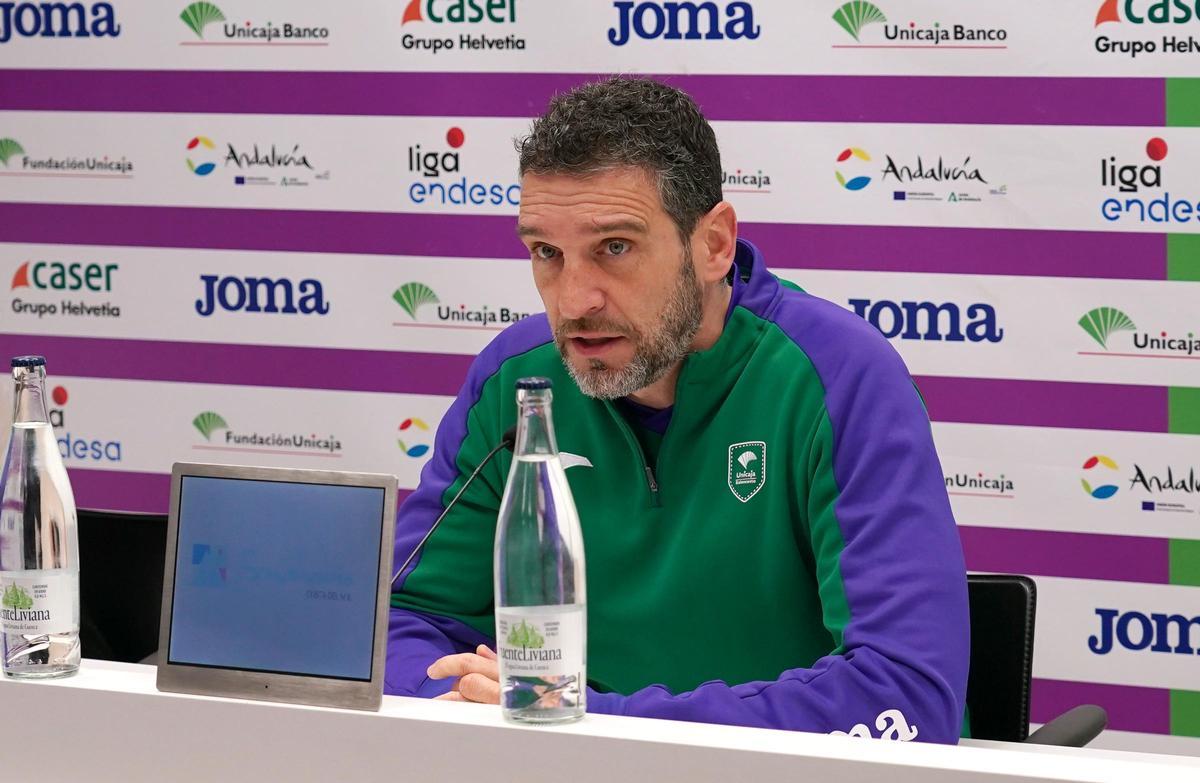 Ibon Navarro, durante la rueda de prensa.